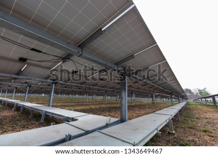 Solar panel, alternative electricity source, concept of sustainable resources, And this is a new system that can generate electricity more than the original, This's the sun tracking systems.