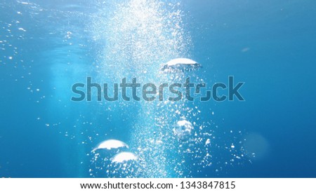 Underwater bubbles image (out of focus)