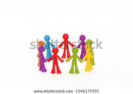 Colorful Figures in a Circle                       