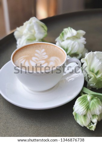 spring coffee cup with tulips
