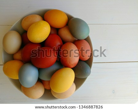 Natural dyed eggs
with items from pantry. Easter eggs.