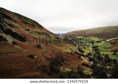 A picture of the Welsh Mountains near Rhaeadr