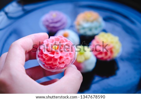 A bouquet of sweets, stuffed with soy sauce