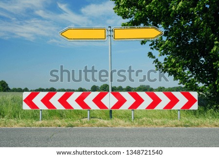 Road signs / signposts without information