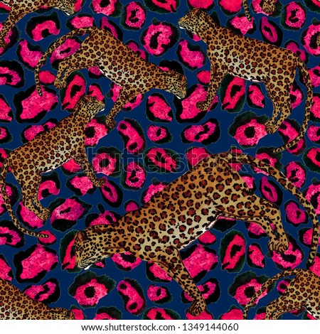 Watercolor seamless pattern with leopard. Animalistic texture. Fashion style seamless pattern. Leopard background. 