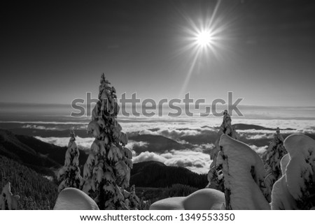 Mount Ellinor Olympic National Park. Clouds and Sun