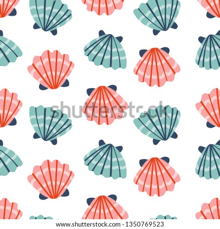 Seamless vector pattern with shells: Ocean. Cute texture for fabric, wrapping, textile, wallpaper, apparel.  Vector illustration childish background