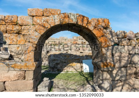 Ancient Degle is a village in the province of Karaman.Karadag locations, The village has many early-Christian ruins. It occupies the site of the ancient city of Barata in the Roman province of Lycaoni