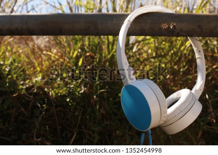  White & Blue headphone hanging