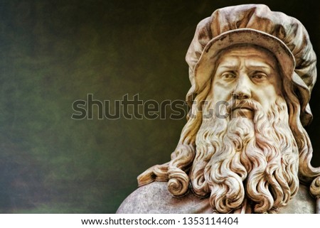 Ancient statue of Leonardo da Vinci in Florence Royalty-Free Stock Photo #1353114404