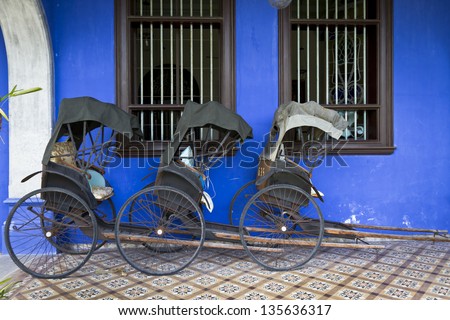 Blue Mansion in Georgetown, Malaysia. Photo of three Tuk-Tuk's.