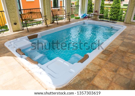 Luxury modern Swimming pool tuscany style,party,Can adjust the temperature of water,for children