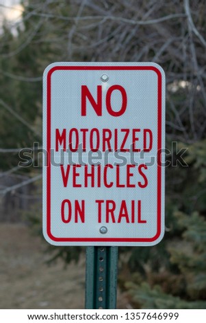 no vehicle sign