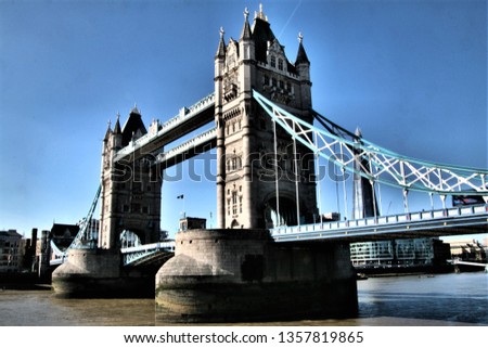 A picture of Tower Bridge in London on a sunny day