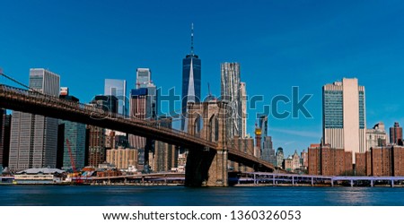 New York City skyline with the Brooklyn Bridge