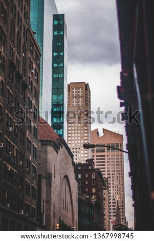 A cityscape photo of new York City.
