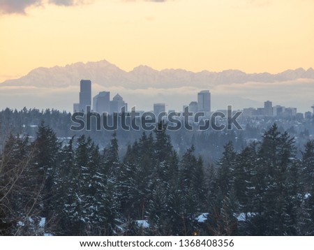 Seattle sunset skyline view on sunny winter day.