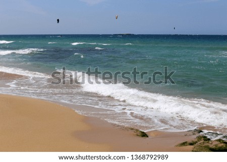 kiteboarding - wave riding in the Mediterranean