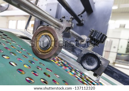offset print machine roller with test chart color management print