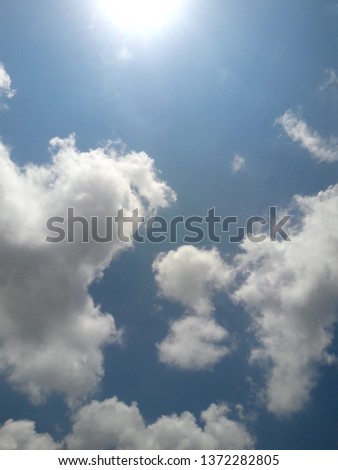 
Clouds, sky and sunlight at noon