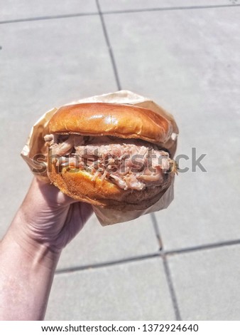 BBQ pulled pork sandwich 