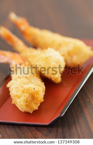 Crispy fried shrimp ready to be serve (Tempura)