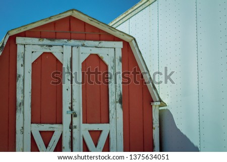 Red shed shot Royalty-Free Stock Photo #1375634051