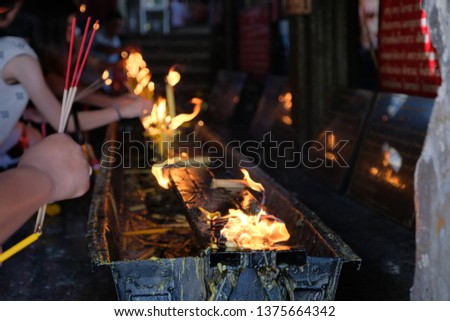 candle frame in wat Thai