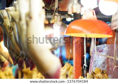 ceiling lamp on the wet market