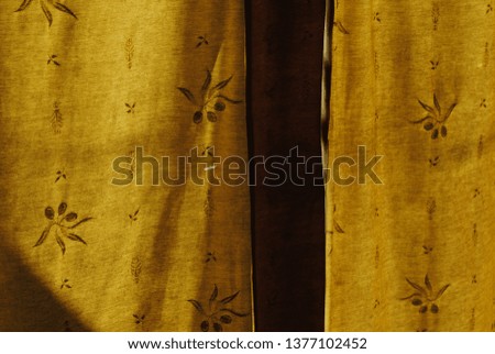 A picture of a curtain
