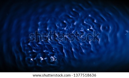 The texture of water under the influence of vibration in 528 hertz - Image