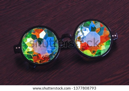 Designer glasses with kaleidoscope lenses