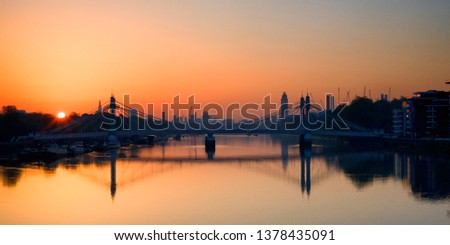 Albert Bridge, River Thames, Sunrise, London. UK