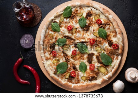 pizza with spinach and pepper