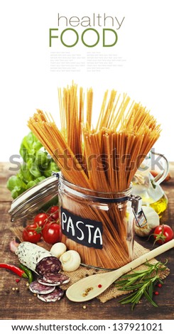 whole wheat spaghetti with ingredients