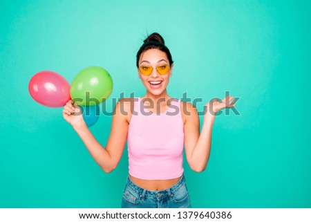 Close up photo beautiful funky hairstyle she her lady hold hands arms three air balloons birthday congrats best friend gift present wear specs casual tank-top isolated bright teal turquoise background