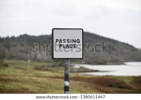 passing place sign
