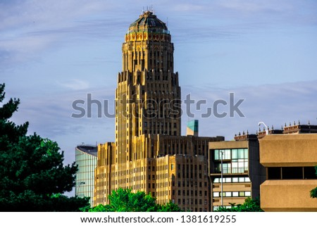 picture of the buffalo city Hall building 