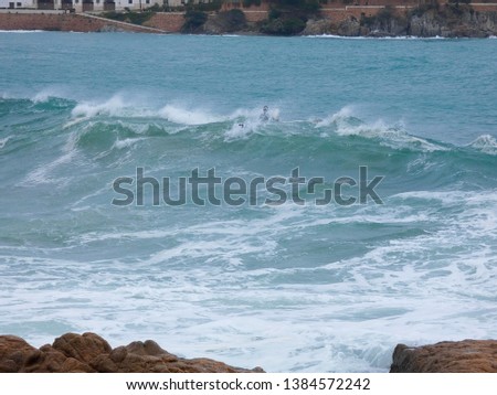 
Waves crashing before reaching the coast