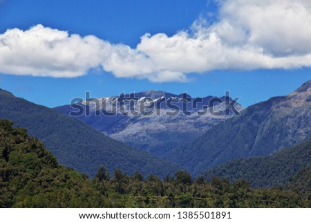 The mountains and the valley of the South island, New Zealand