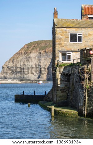 yorkshire seaside towns whitby & Staithes