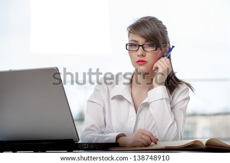 bussineswoman with laptop