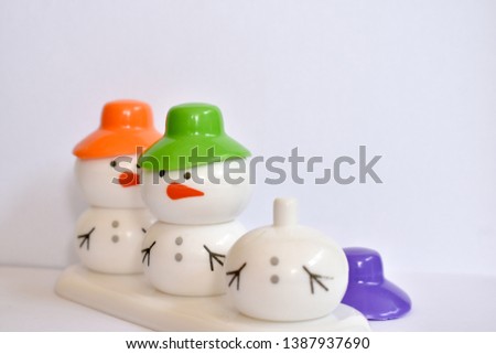 beautiful snowman toys for children with colorful caps