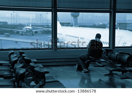 Wait for boarding at the waiting room