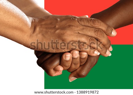 Flag of Madagascar, intergration of a multicultural group of young people