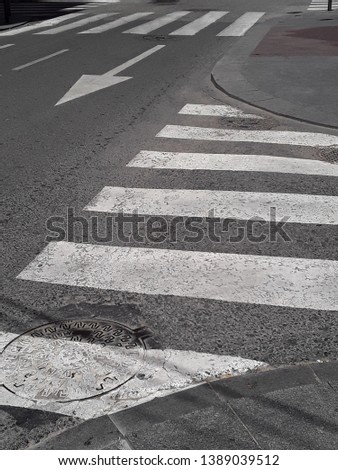 street traffic signal paint concrete