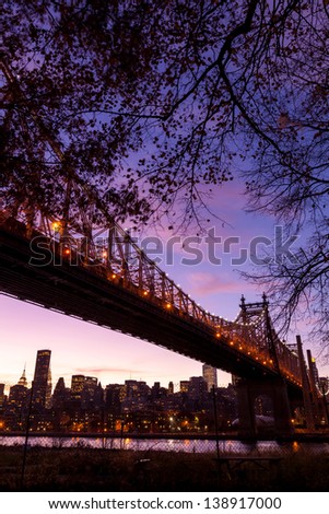 New york city skyline at Queen Bridge