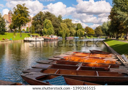 Late Summer on The River Cam Cambridge Royalty-Free Stock Photo #1390365515