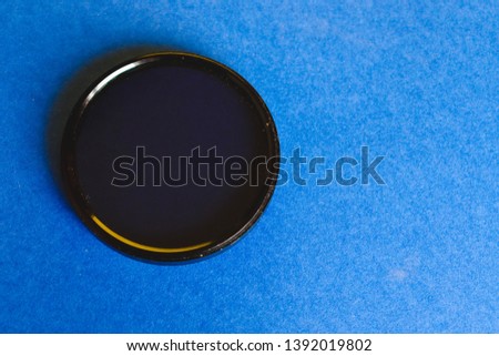 A ND filter used in the DSLR cameras to make the w=quality of photos better 