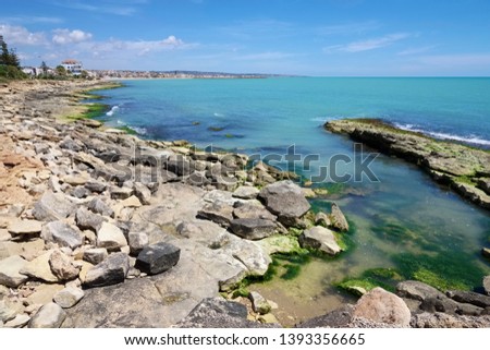 Italy, Sicily, Mediterranean Sea, Southern East coastline, Donnalucata (Ragusa province), view of the rocky coastline